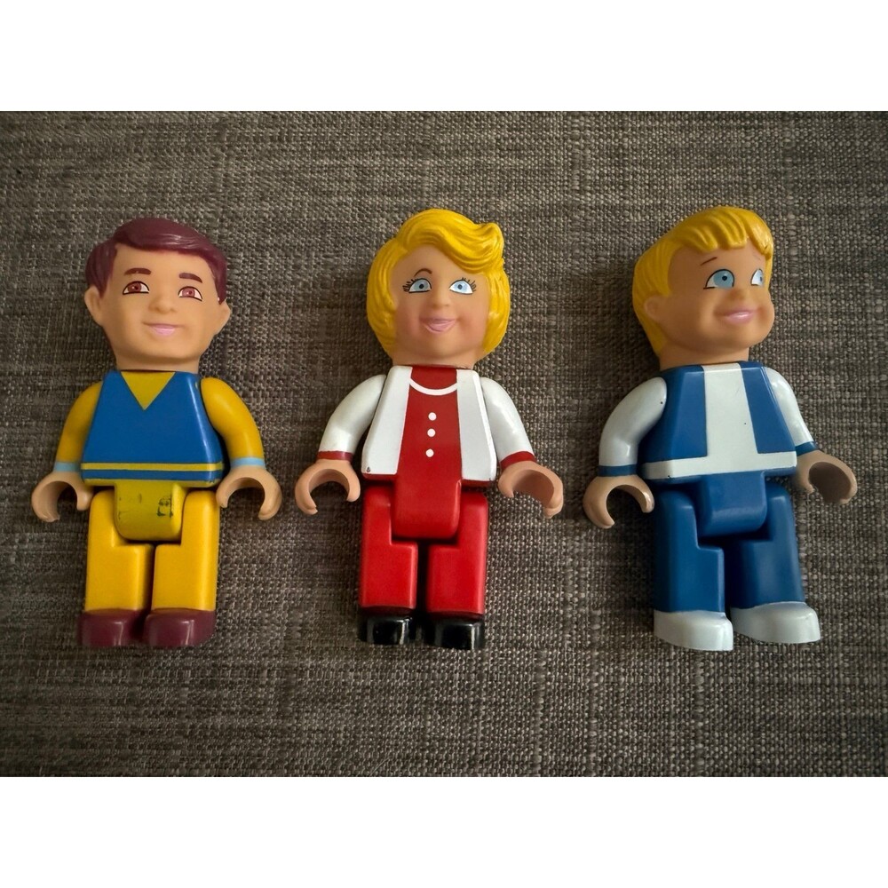 Vintage 1987  Lot of 3 Tandem Bricks Town Toy Figures